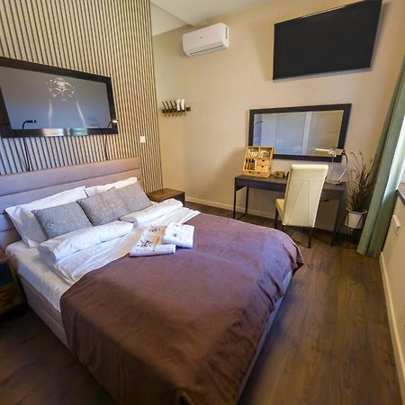 Like Home 2 Sauna,Jacuzzi & Spa Świdnica Extérieur photo